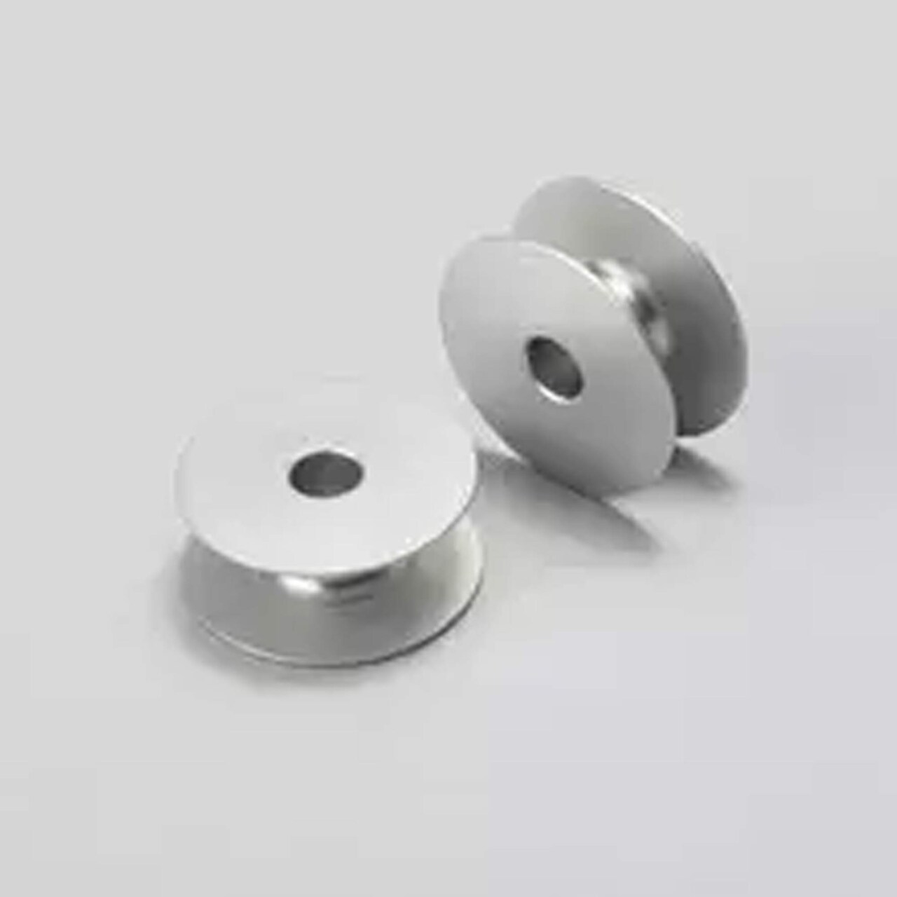 Large M Size Sewing Machine Bobbin for JUKI Machines #D9117-141-E00 High Capacity Steel
